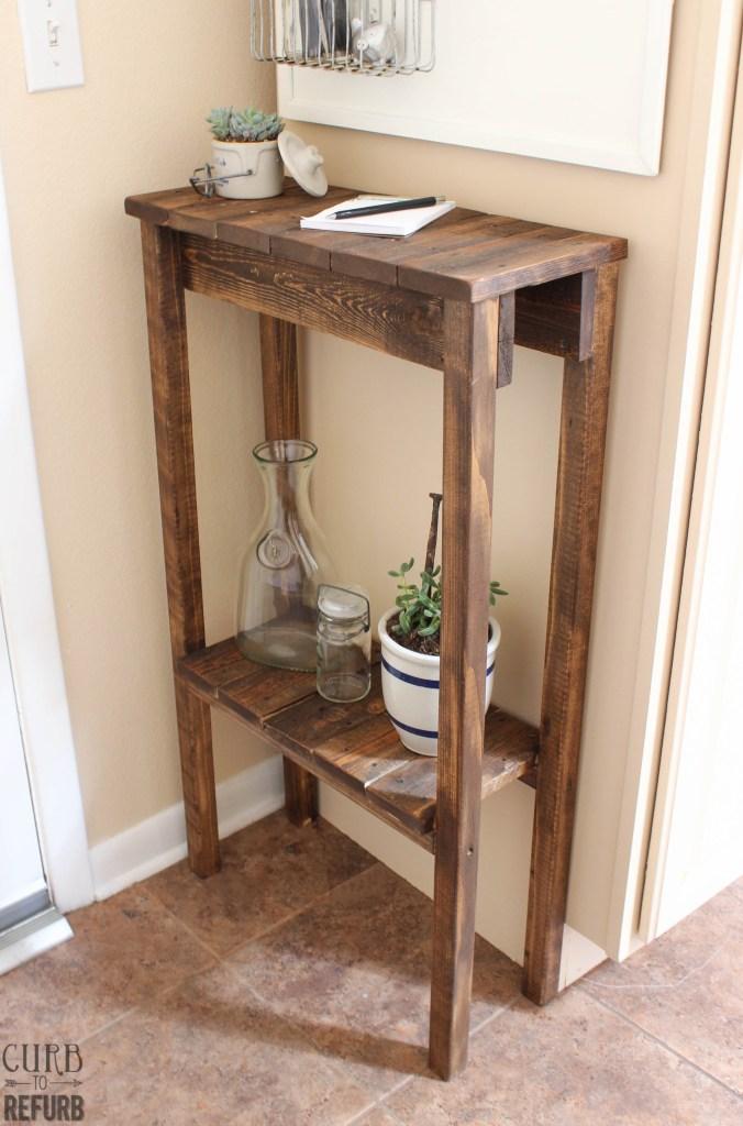 Small Pallet Hallway Table.