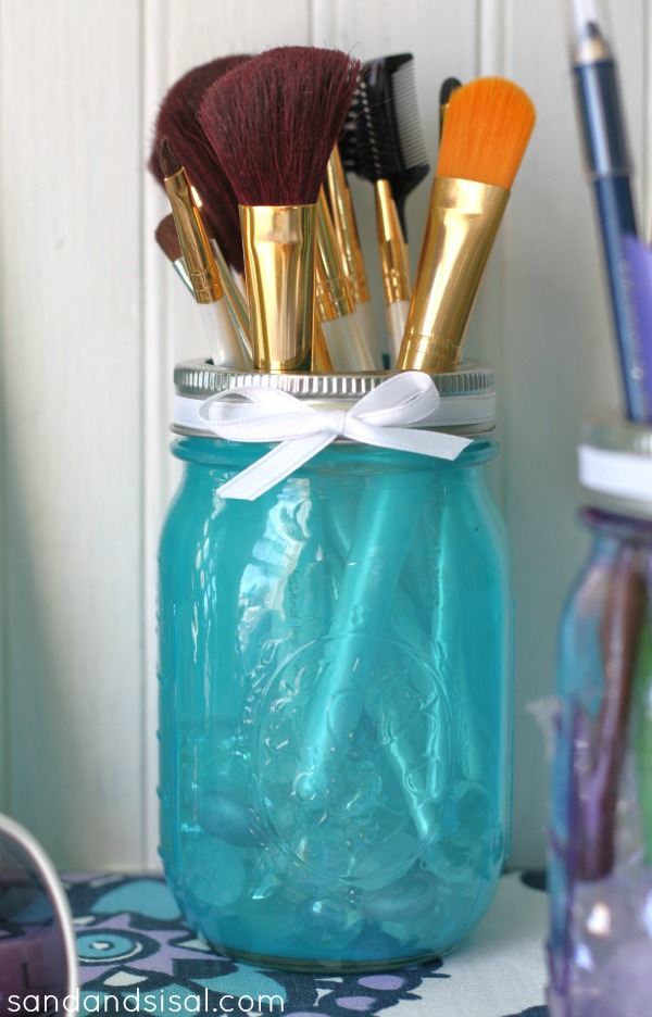 Make-up Organizer.