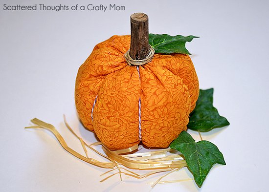 DIY Fabric Pumpkins from Scattered Thoughts of a Crafty Mom.