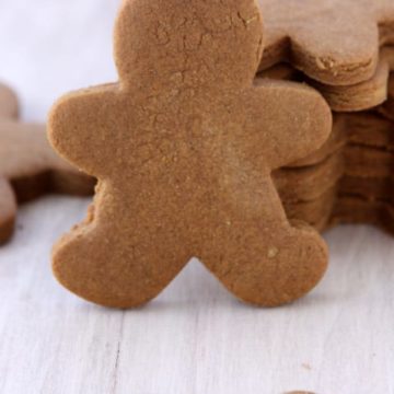 Gingerbread Cookies That Won’t Spread