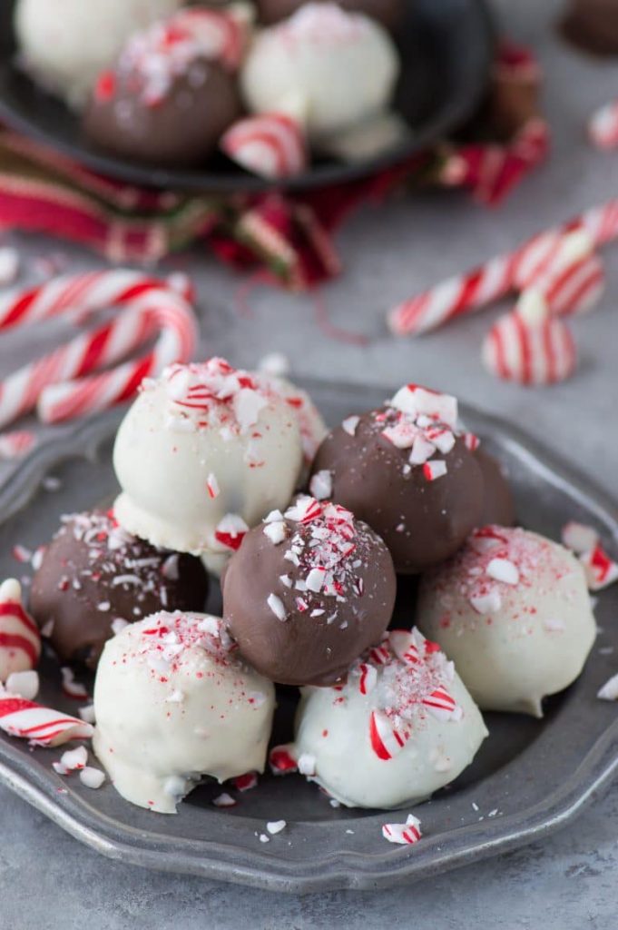 40+ Christmas Truffle Recipes That Will Fill Your Heart With JOY