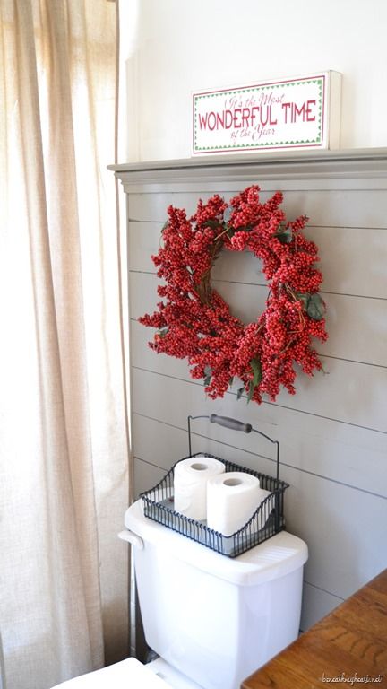 Red Christmas Wreath Bathroom Decor.