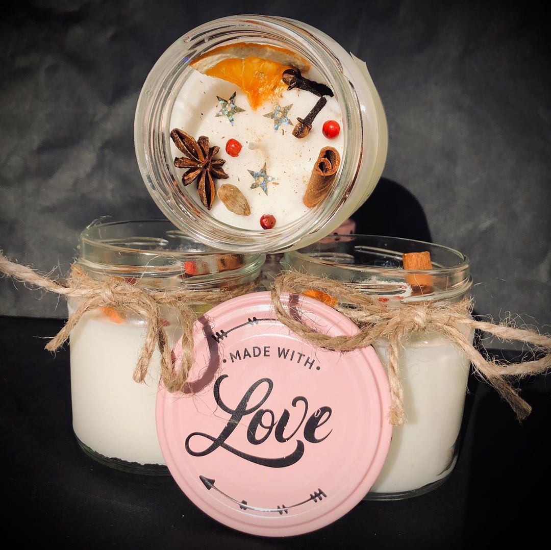 Winter candles from natural, organic soy wax with the fragrance of your choice.