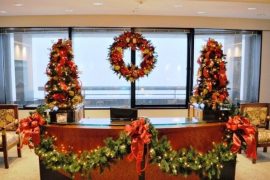 20+ Simple Office Christmas Decoration Ideas that’ll make your Office