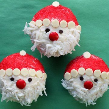 Easy Santa Cupcakes by La Jolla Mom