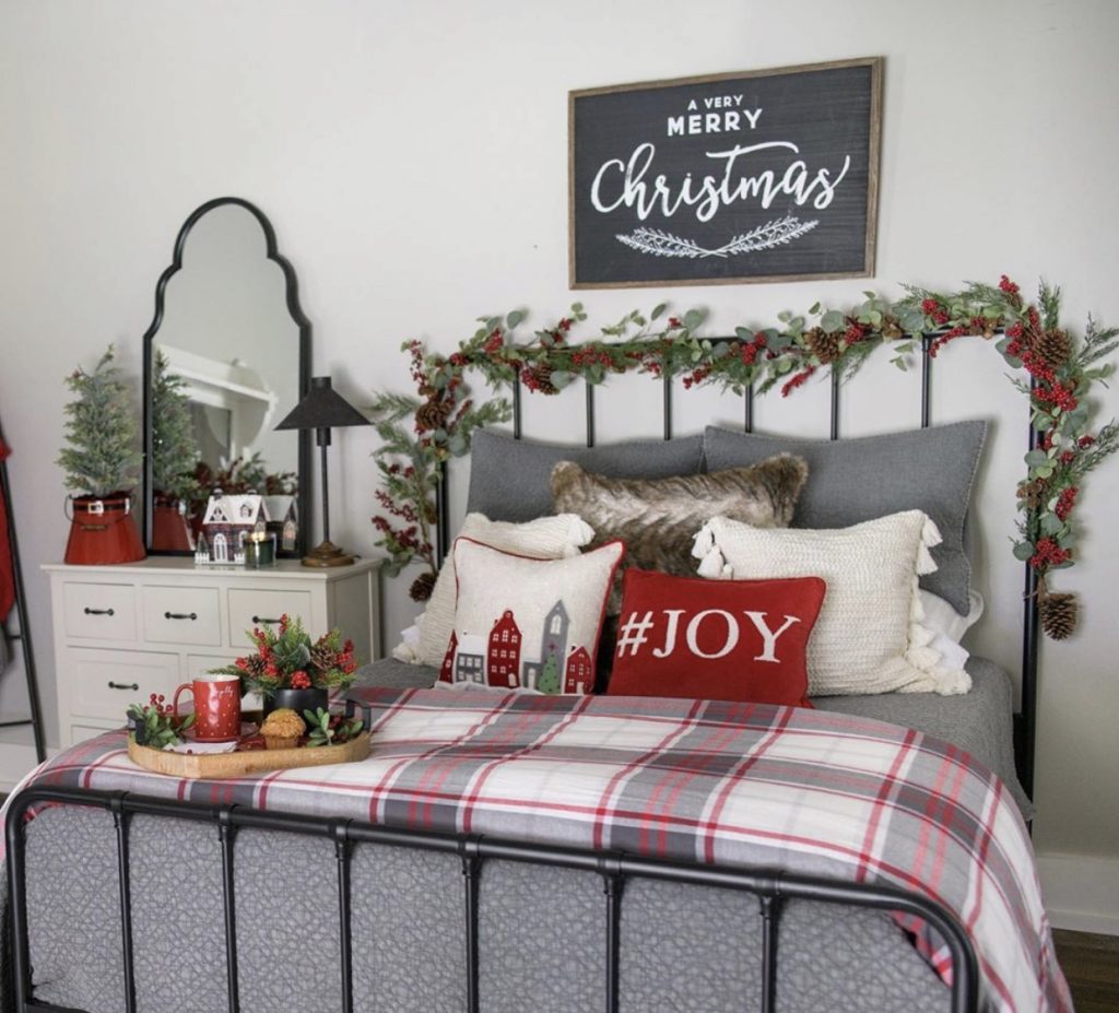 Christmas Layers in the Bedroom