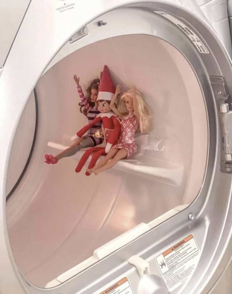 Elves & Barbie go for a wild ride in the washing machine