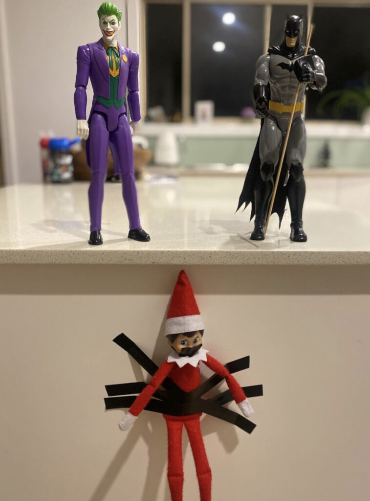 The Joker kidnapped Elf and Batman came to save him