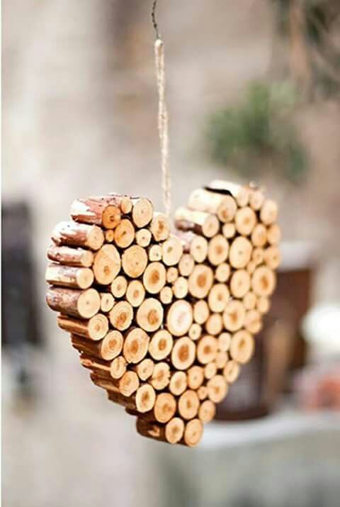 Awesome cinnamon sticks heart-shaped Christmas tree ornament