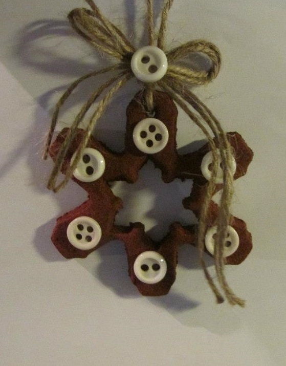 Dashing cinnamon snowflake ornament