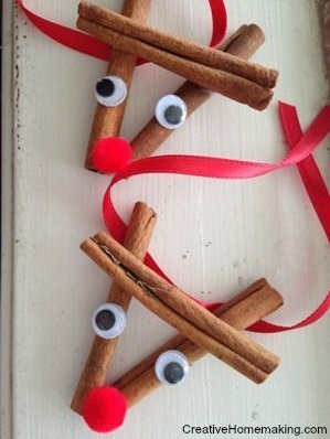 Nice cinnamon stick reindeer ornament for Christmas tree decor