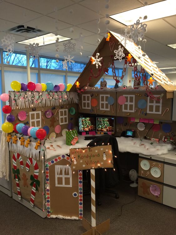 Rocking gingerbread theme office cubicle decoration.