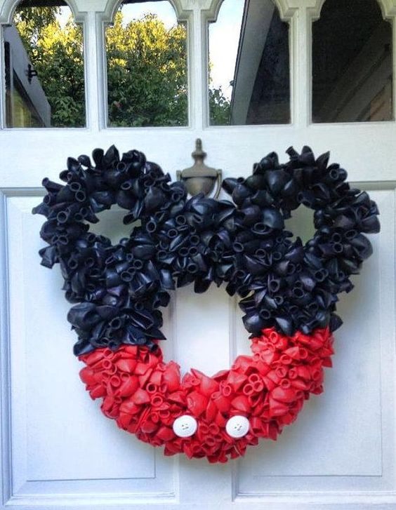 Fabulous Mickey Mouse front door wreath.