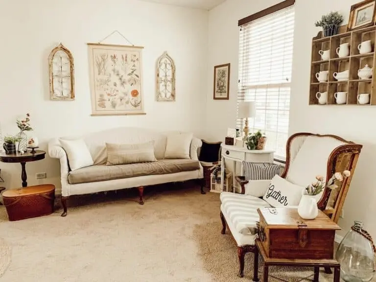 Vintage Minimalistic Country Living Room Layout