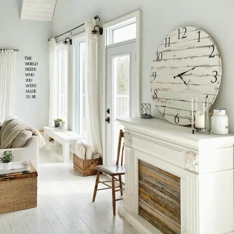 White Living Room With Farmhouse Décor