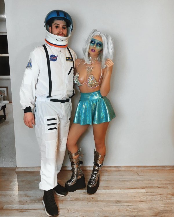 Alien and evil astronaut couple.