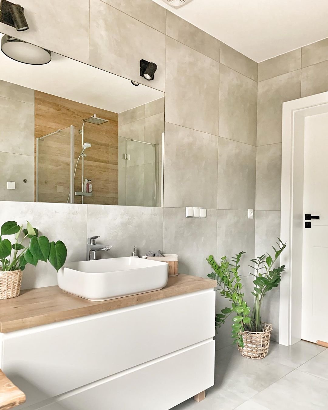 Earthy Tones Meet Sleek Design
